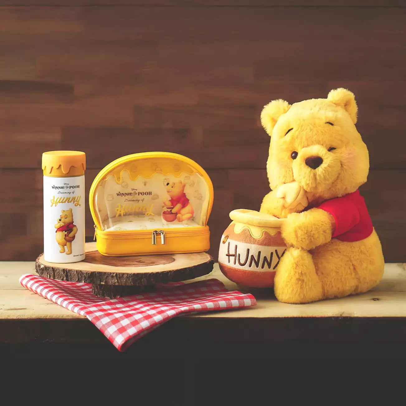 Japan Limited - Honey Day 2025 - Winnie the Pooh - 2 Tier Pouch