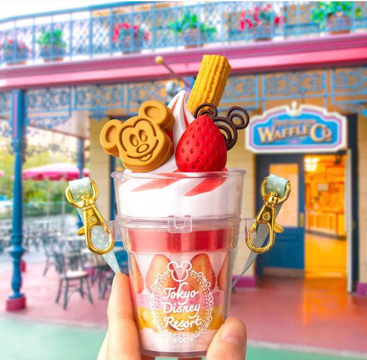 Tokyo Disney Resort - Mickey Parfait Snack Case
