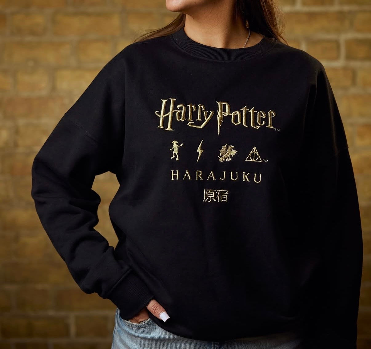 Harry Potter Japan - Harajuku Flagship Store Limited - Black & Gold Sweatshirt
