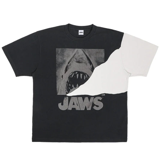 Universal Studios Japan - Jaws - Ripped T-shirt
