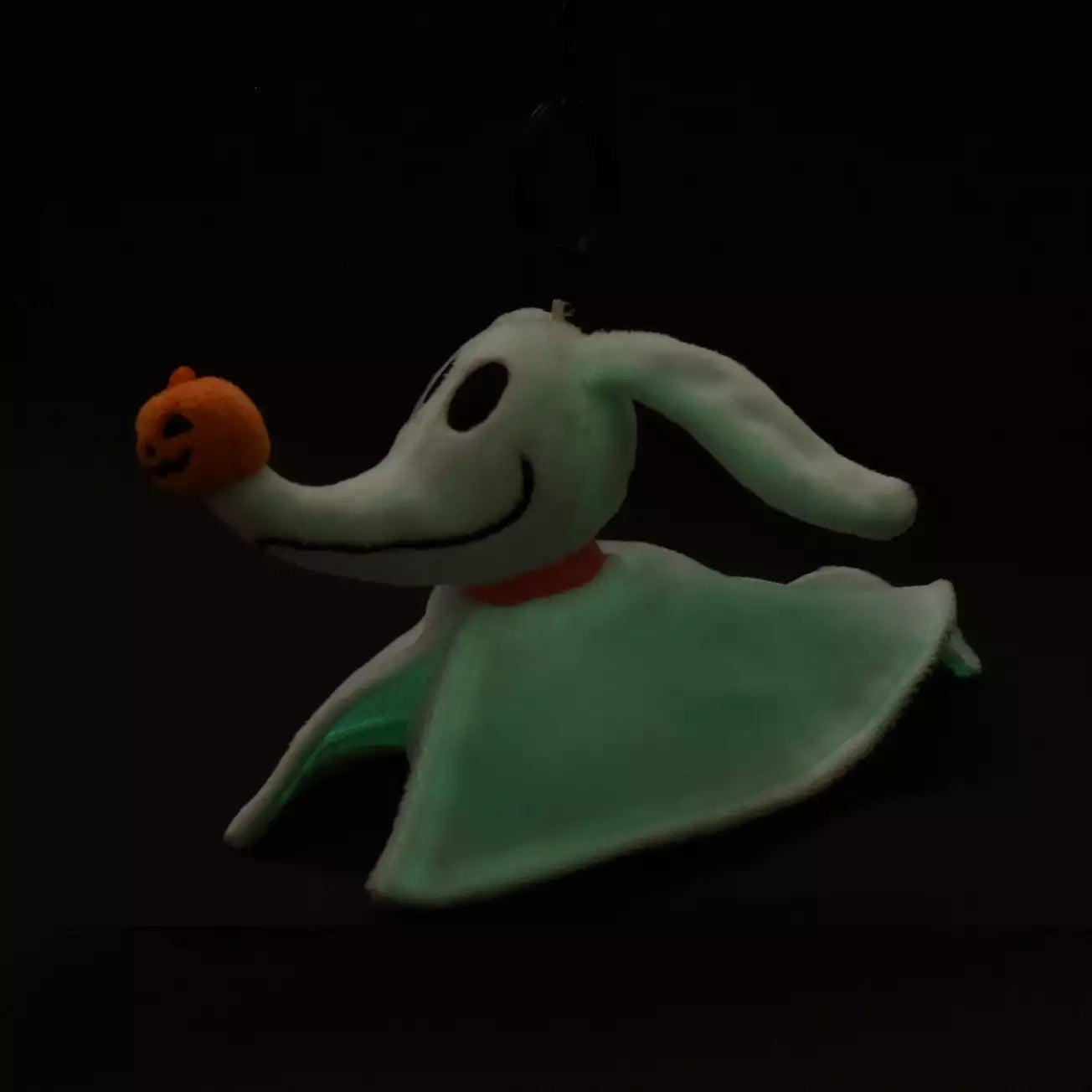 SEPT 16 PREORDER - Japan Limited - The Nightmare Before Christmas - Glow-in-the-Dark - Zero Plush Keychain