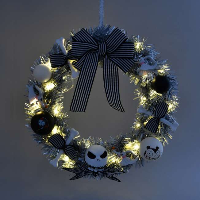 NOV 4 PREORDER - Japan Disney Store - Christmas 2025 - Jack Skellington - The Nightmare Before Christmas Light-Up Wreath