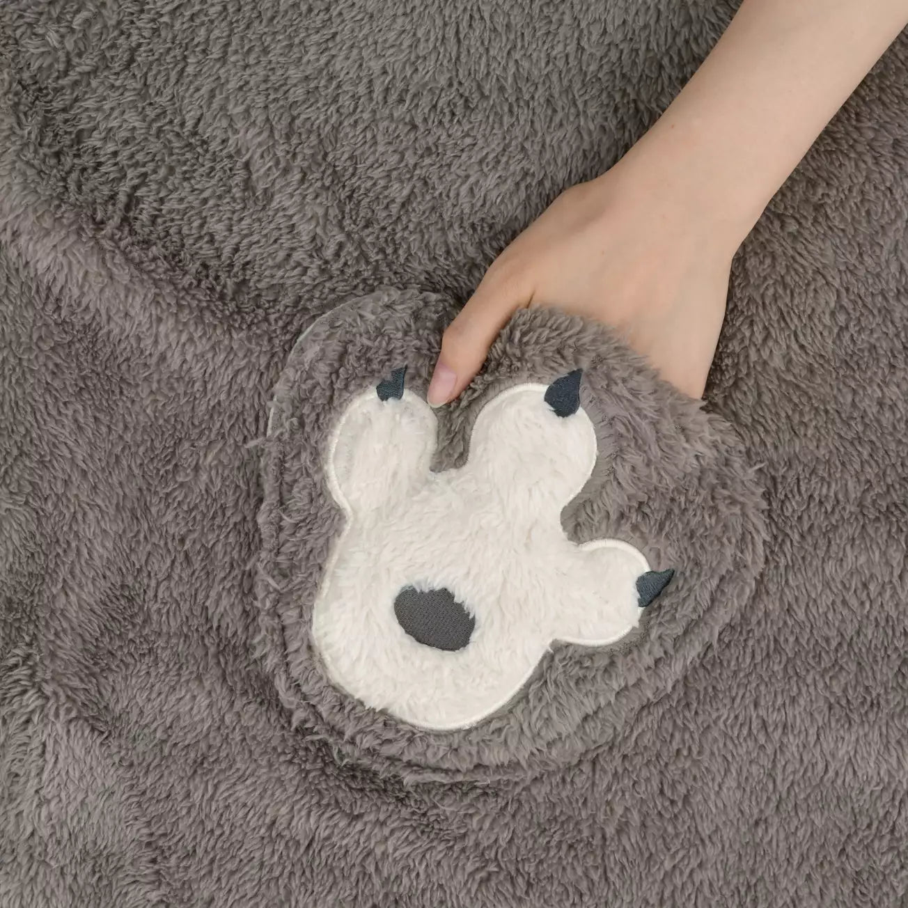 Japan Limited - Lucifer Wearable Blanket