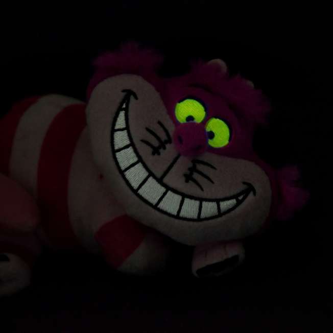 SEPT 29 PREORDER - Japan Limited - Alice in Wonderland - Pink Cheshire Cat Plush Keychain