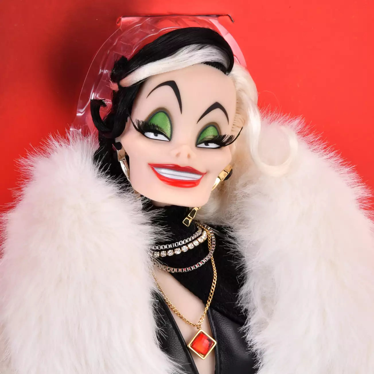JAN 20 PREORDER - Japan Disney Store - 101 Dalmatians - 65th Anniversary - Cruella de Vil Doll