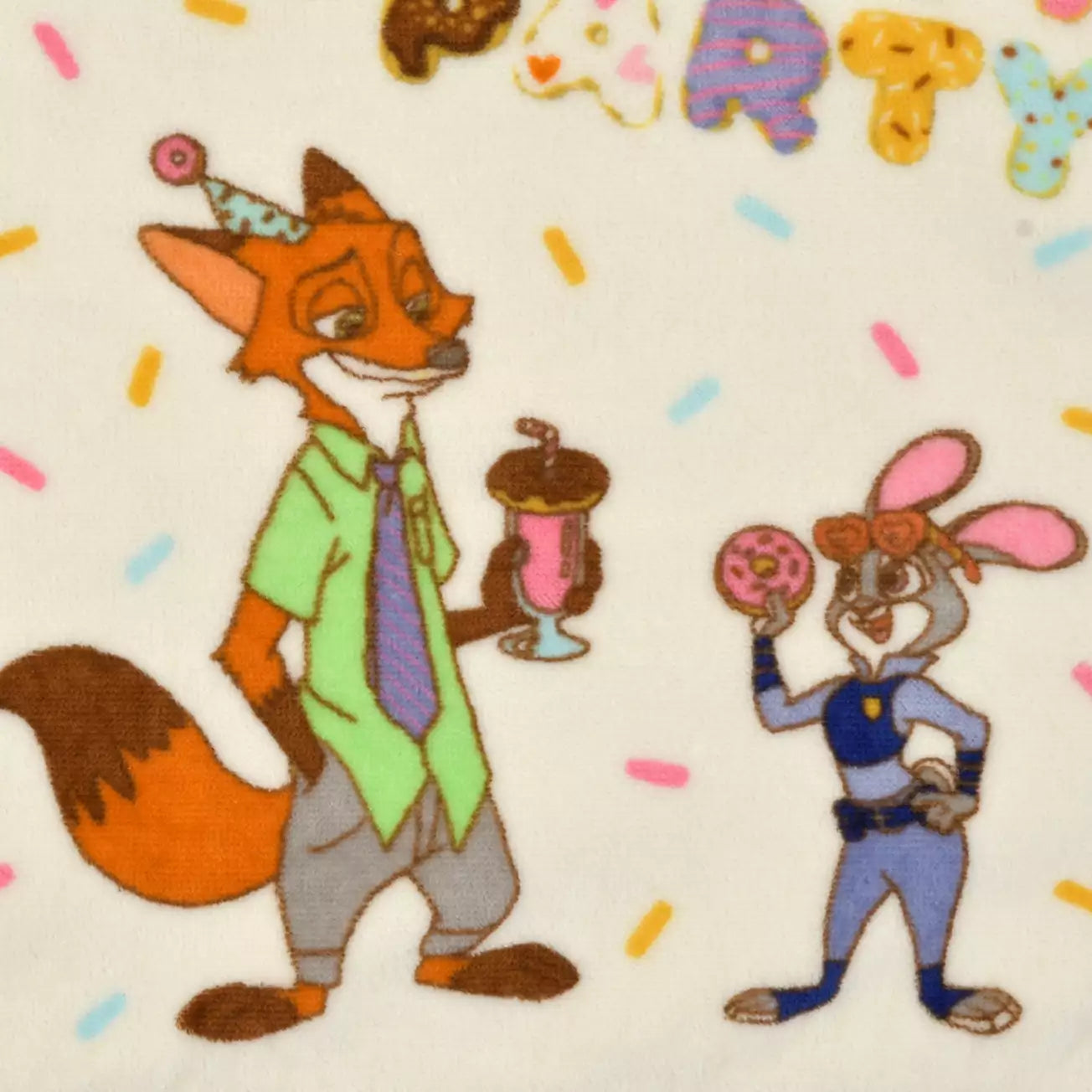 FEB 9 PREORDER - Japan Disney Store - Zootopia - 10th Anniversary Collection - Face Towel