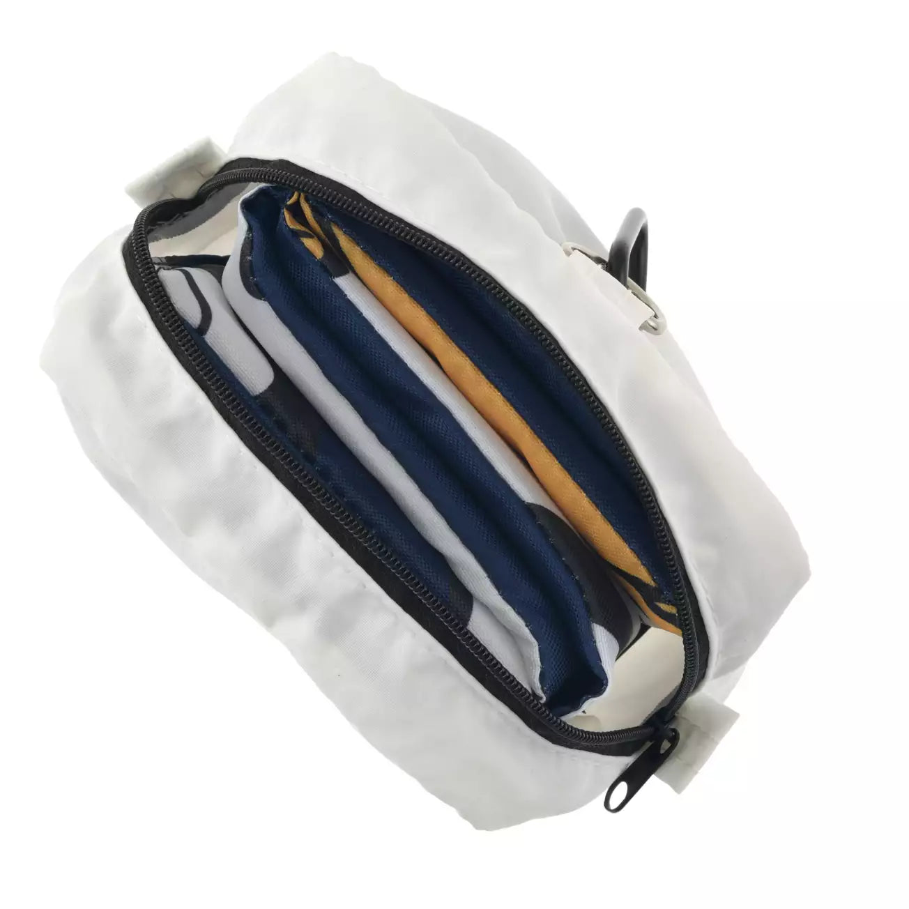Japan Disney Store - Donald Fashion 2026 - Donald Duck - Seat Cushion in Pouch with Carabiner