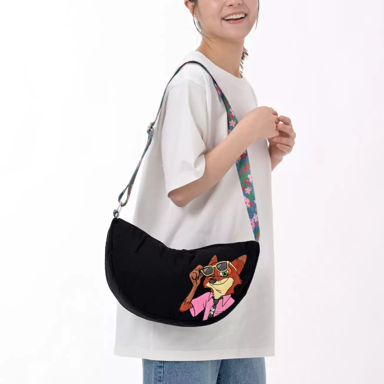 AUG 3 PREORDER - Japan Disney Store - Tropical Zootopia - Nick Wilde Shoulder Bag