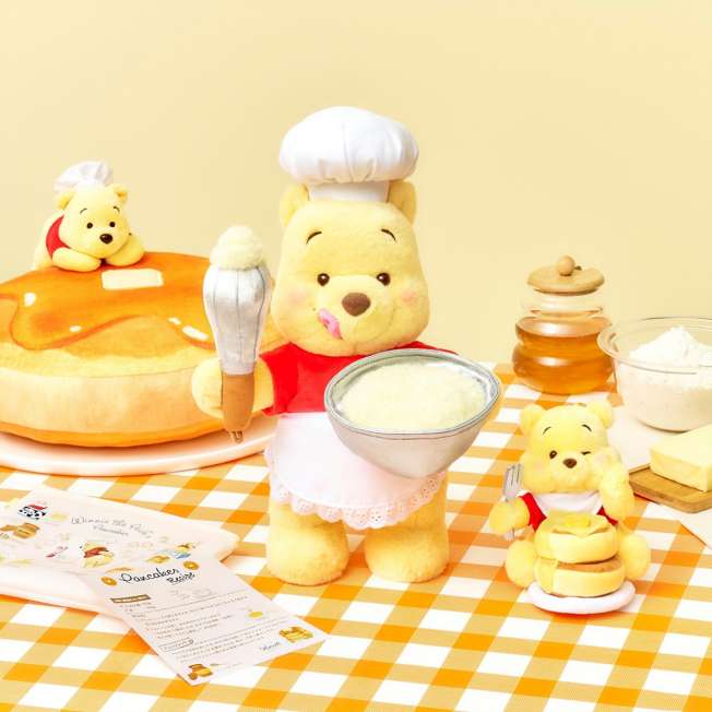 JULY 28 PREORDER - Japan Disney Store - Pooh Hunny Day 2026 - Winnie the Pooh - Pancake Cushion