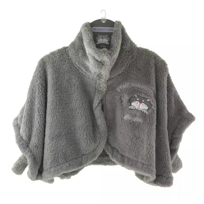 OCT 27 PREORDER - Japan Disney Store - Warm Goods - Cinderella - Lucifer Wearable Blanket Cape