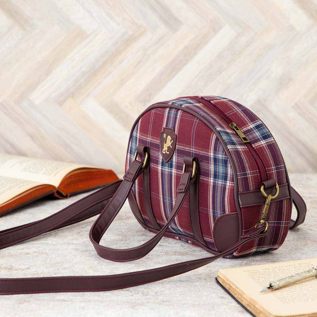 Harry Potter Japan - Mahou Dokoro Store - Gryffindor Boston Shoulder Bag