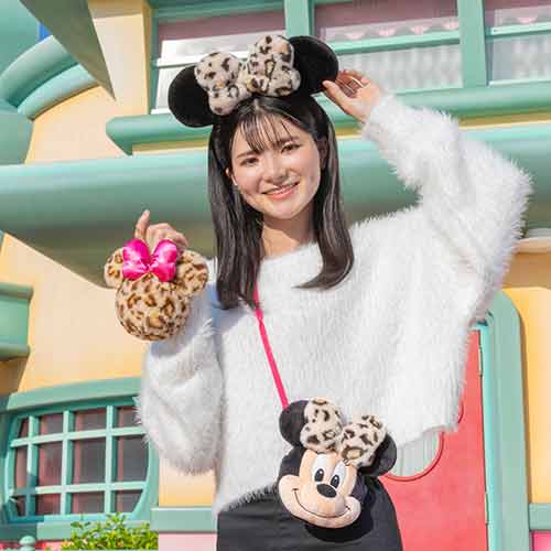 16 OCT PREORDER - Tokyo Disney Resort - Leopard Print - Brown & Pink Minnie Mouse - Plush Pouch