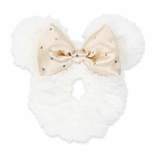 16 OCT PREORDER - Tokyo Disney Resort - Cream Winter Fur - Minnie Mouse Scrunchie