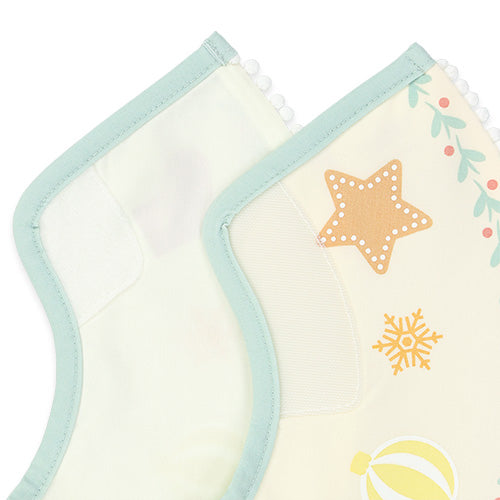 MID NOV PREORDER - Tokyo Disney Resort - Christmas 2025 - Lin Lin Lin - Mickey Mouse - Baby Bib