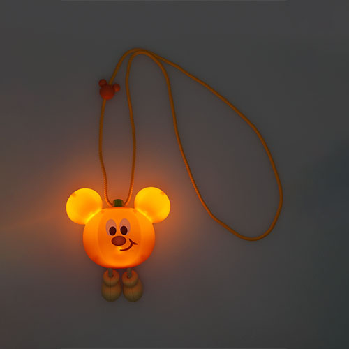 SEPT 15 PREORDER - Tokyo Disney Resort - Halloween 2026 - Pumpkin Mickey - Light Up Necklace