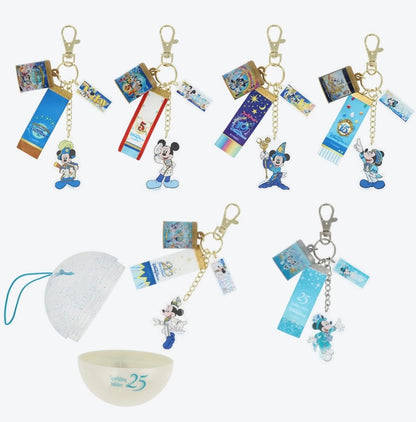 Tokyo Disney Resort - Capsule Toy Anniversary Popcorn Bucket - Blind Bag / Keychain