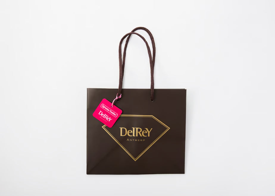 NOV 1 PREORDER - Japan Limited - Sylvanian Families x Delray Diamond Chocolate Box