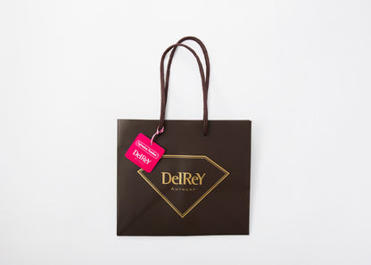 NOV 1 PREORDER - Japan Limited - Sylvanian Families x Delray Diamond Chocolate Box